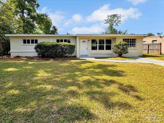 110 Aquamarine Ave, Pensacola, FL 32505