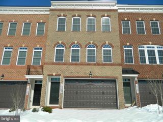 10123 Wootton Crest Way, Rockville, MD 20850
