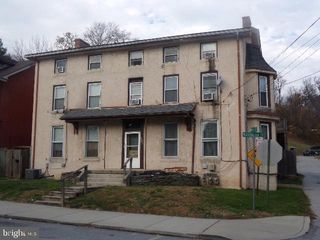 121 & 123 Main St, Parkesburg, PA 19365