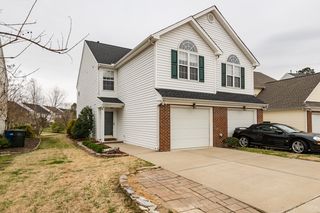 2017 Thornblade Dr, Raleigh, NC 27604