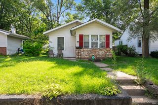 520 S  27th St, South Bend, IN 46615