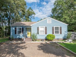 607 Plain St, Columbus, MS 39701