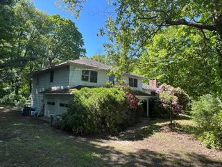 17 Norwich Road, Salem, CT 06420