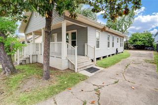 2333 Lidstone St, Houston, TX 77023
