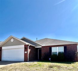 5776 E  148th St S, Bixby, OK 74008