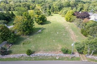 Vineyard Point Rd, Guilford, CT 06437