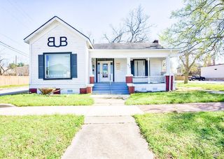 318 E  Washington Ave, Navasota, TX 77868