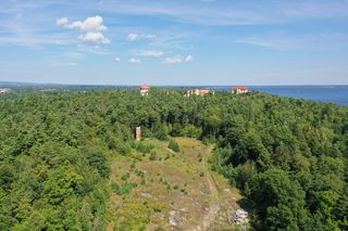 1 Bluff Point Dr, Plattsburgh, NY 12901