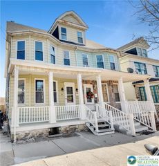 25 N  8th St, Easton, PA 18042