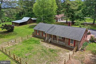 31 Bunker Hill Rd, Farnham, VA 22460