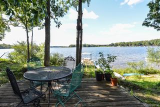 5096 Schrah Dr, Munith, MI 49259