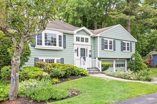 145 Meadowbrook Rd, Needham, MA 02492