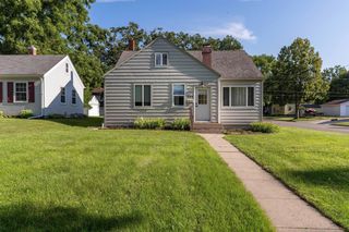 904 W  Cavour Ave, Fergus Falls, MN 56537