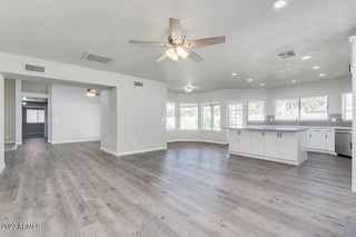 1042 W NEWPORT BEACH Drive, Gilbert, AZ 85233