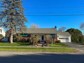 300 W Broadway, Bangor, ME 04401