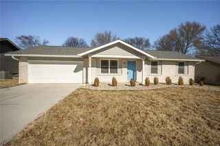 3923 Summertime Dr, Saint Charles, MO 63304