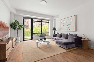 147 Hope St #3F, Brooklyn, NY 11211