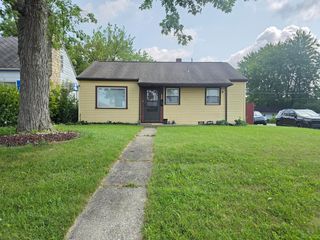 1283 Duxberry Ave, Columbus, OH 43211