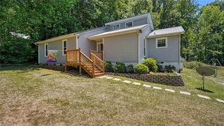 6594 Riverwood Rd, Walkertown, NC 27051