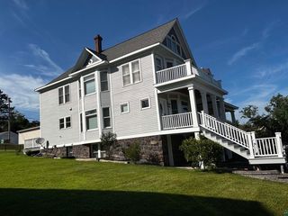 13 W 8th St, Duluth, MN 55806