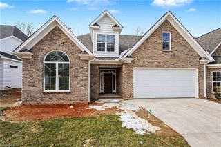 19 Asher Ln, Greensboro, NC 27455