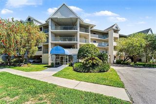 5567 Sea Forest Dr #324, New Port Richey, FL 34652