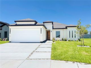 8109 N  51st St, McAllen, TX 78504