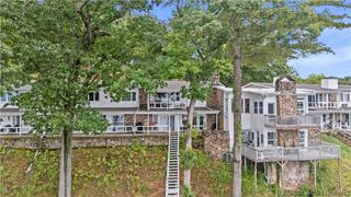 91 Wheel House Cir #4, Lake Ozark, MO 65049