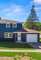 2417 N  Bay St, Appleton, WI 54911
