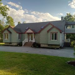 48 Dean Brook Dr, Northumberland, NH 03582