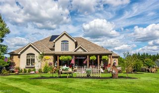 262 Topaz Cir, Canfield, OH 44406