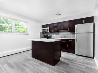 90 Main St #E08, Matawan, NJ 07747