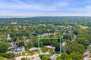 3 Warwick Ter, Marblehead, MA 01945