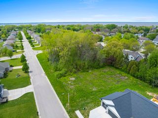 Paula St, Green Bay, WI 54311