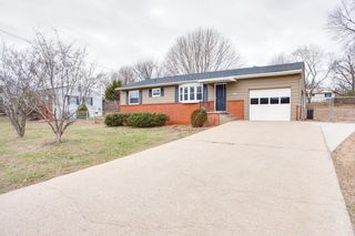 1913 NW Radiance Dr, Knoxville, TN 37912