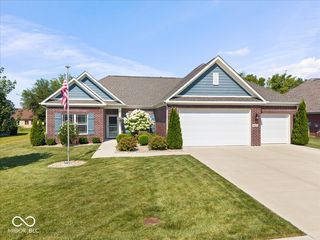 3722 S  Meadows Ln, New Palestine, IN 46163