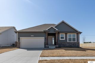 20467 East St, Elkhorn, NE 68022