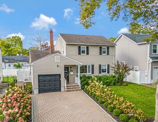 324 Jackson Ave, Scotch Plains, NJ 07076