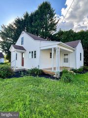 6280 Morgantown Rd, Morgantown, PA 19543