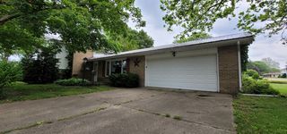 802 E  19th St, Sterling, IL 61081