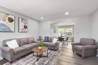 Address Not Disclosed, Des Plaines, IL 60016