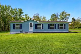 10544 Holcomb Rd, Newton Falls, OH 44444