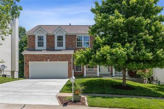 5849 Birchmont Place Dr, Saint Louis, MO 63129