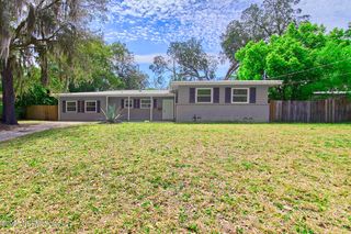 10568 LAKE VIEW Road E, Jacksonville, FL 32225