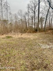 River Rd, Jacksboro, TN 37757