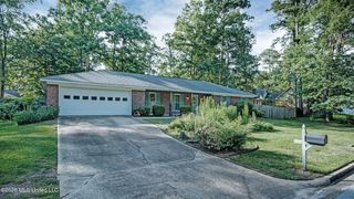 708 Benwick Dr, Brandon, MS 39047