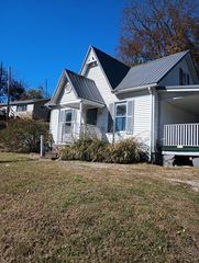 671 Center St, Wheelersburg, OH 45694