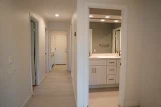 Hallway / Bathroom