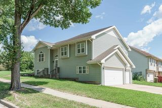 6901 Fieldwood Rd, Madison, WI 53718