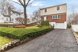 5 Nostrand Place, Yonkers, NY 10701